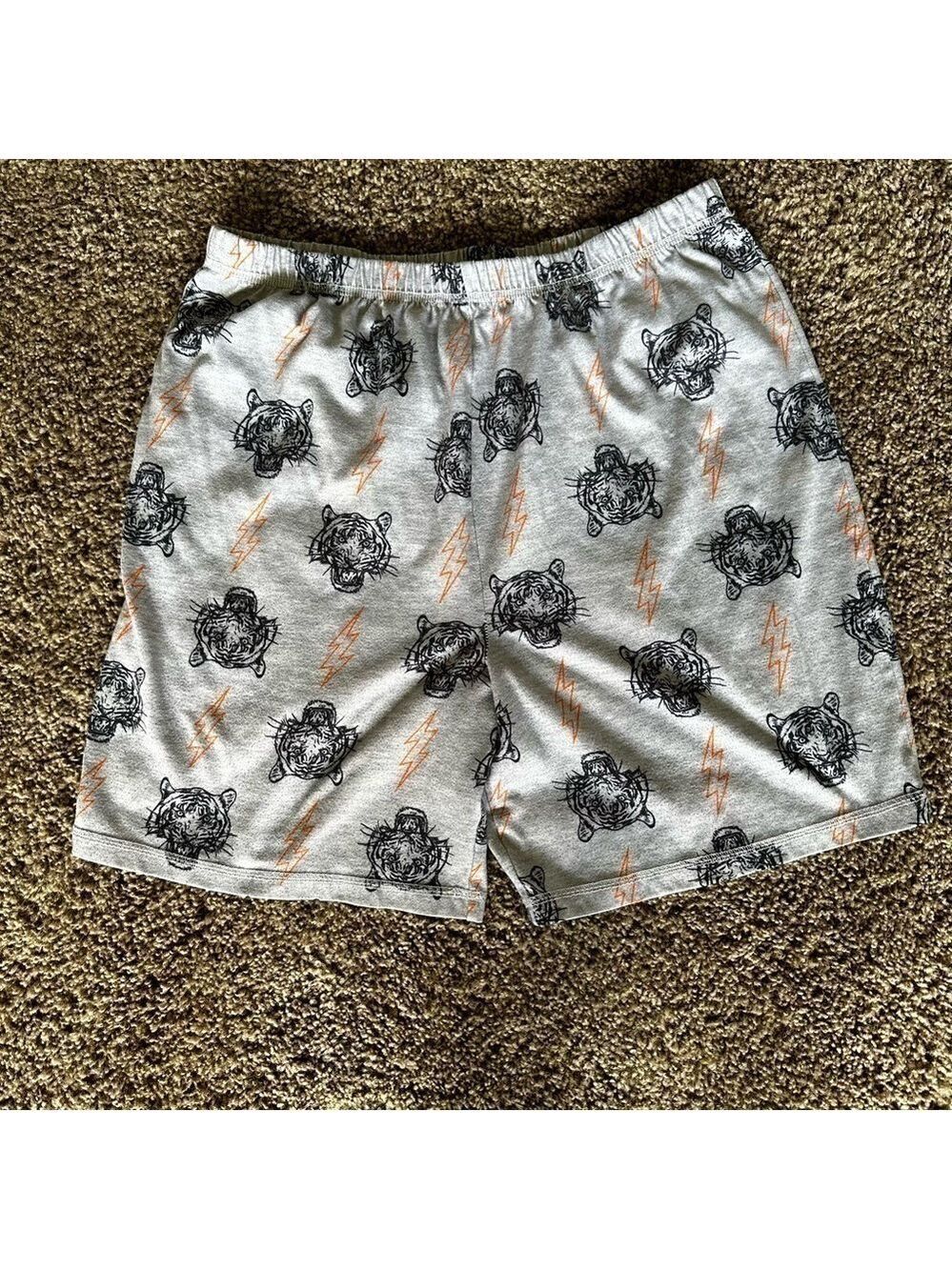 Boys tiger lightning pajama shorts XL 14-16